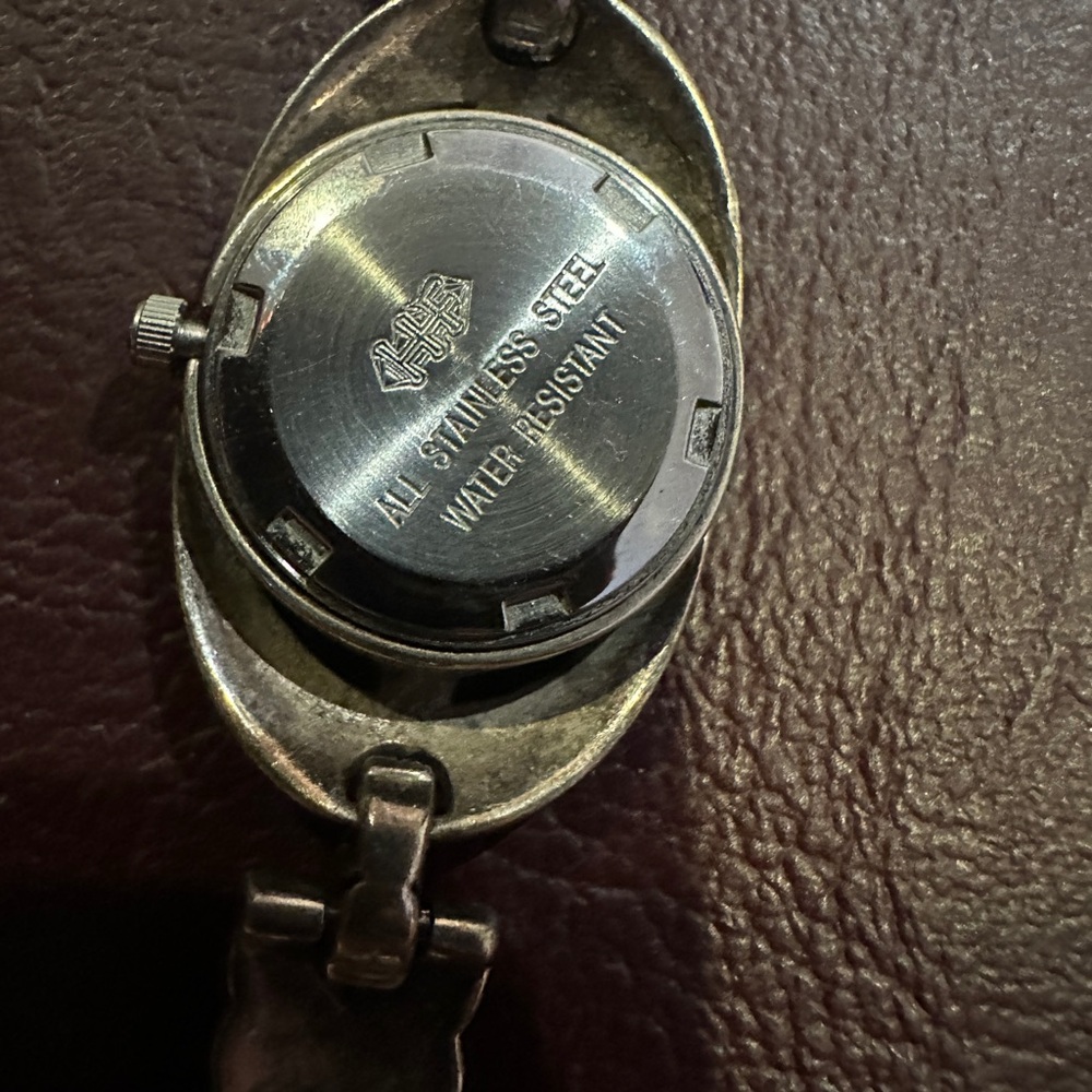 Authentic silver strap watch - Picture 5 of 6